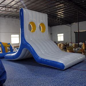 2023 nouveau design flottant aqua park parcours d'obstacles piste de <span class=keywords><strong>piscine</strong></span> pour <span class=keywords><strong>piscine</strong></span> intérieure et extérieure drôle - Product Image 5