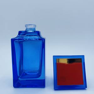 Botella de Perfume Cuadrada de Vidrio de 50 ml con Tapa de Plástico, Frascos de Vidrio Premium para Cuidado Personal - Product Image 6