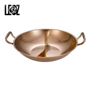 Olla moderna de acero inoxidable con patrón martillado y doble asa para <span class=keywords><strong>Hot</strong></span> <span class=keywords><strong>Pot</strong></span> chino y mariscos, con función de olla para caldos. - Product Image 1