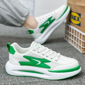 Chaussures de sport tendance pour hommes, nouvelle collection été, respirantes en toile, polyvalentes, blanches, à semelle épaisse, style coréen, pour la marche - Product Image 2