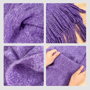 Offre Spéciale – <span class=keywords><strong>Ensemble</strong></span> Trois Pièces <span class=keywords><strong>Femme</strong></span> Personnalisé en Fibre Acrylique Tricoté (<span class=keywords><strong>Bonnet</strong></span>, Écharpe, <span class=keywords><strong>Gants</strong></span>) Multicolore Hiver, Motif Oblique, pour Rester au Chaud - Product Image 6