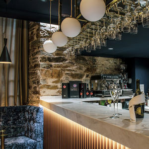 Juego de Muebles de Dormitorio de Hotel Personalizados, con Estructura Metálica, Tamaño King, Estilo Moderno y Lujoso, para Hoteles Boutique Urbanos, Servicio Llave en Mano - Product Image 3