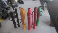 Aplicador manual de postes de acero rojo a medida con mango para cercas y postes tipo T