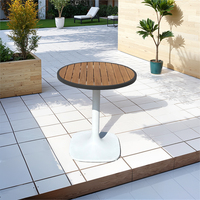 Table de jardin moderne et ensemble de chaises en corde tressée Mobilier imperméable en bois massif Villa Patio Outdoor Dinner Chairs Set