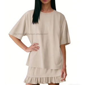 Ensemble de vêtements de détente surdimensionnés pour femmes - Haut à manches courtes et short à volants - Tenue en 2 pièces - Vêtements de maison - Pyjama - Mode - Product Image 4