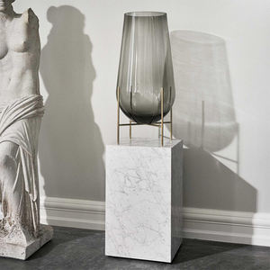 Tavolino da Caffè in Blocco di Marmo di Carrara Italiano, Cubo Moderno in Marmo Bianco - Product Image 3