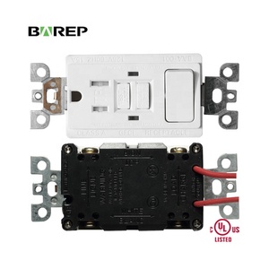Tomacorriente GFCI Barep con Certificación ETL y Interruptor <span class=keywords><strong>de</strong></span> Luz, 15 Amperios, con Autoprueba y Protección Antimanipulación - Product Image 1