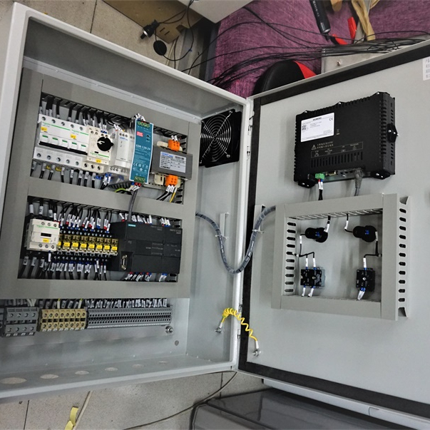 High Quality CE/ETL Certified Steel and Aluminium MCB Control Box 300A Electrical Power Supply Distribution Unit for AC Voltage