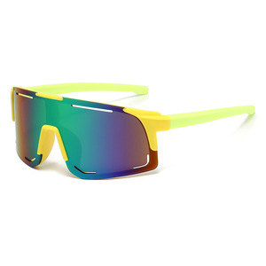 Children's Outdoor Cycling Sunglasses <b>Large</b> <b>Frame</b> UV400 PC Material Unisex Fashionable Sport Travel Use - Product Image 2