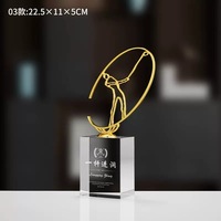 Trophée en cristal de golf nouveau design trophée en métal de golf trou-en-un événement sportif prix en verre en stocks gravé avec les noms des gagnants