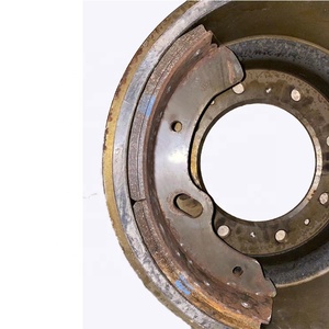 Zapatas de Freno de Tambor Trasero para Camión FUSO 4406090171 para MITSUBISHI FK 20 NISSAN UD 3000 - Product Image 1