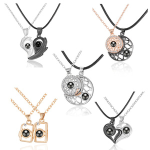Collar con Colgante de Proyección de Cien Idiomas con Diseño de Sol y Luna, Estilo Coreano, para Parejas, Regalo de Boda o Compromiso - Product Image 1
