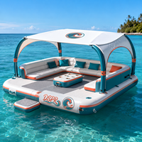 Plateforme aquatique gonflable spacieuse avec abri pare-soleil, radeau flottant pour marinas et maisons de vacances