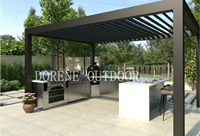 Dapur BBQ Balkon Patio Dengan Pergola Beratap Louvered