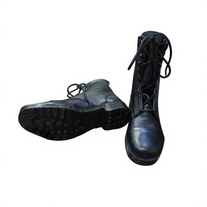 Chaussures de sécurité, chaussures d'entraînement tactiques, robustes, antidérapantes, antichocs, confortables, fabrication pour le marché mondial - Product Image 1