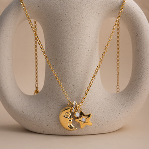 Collar de Cadena Circular con Múltiples Dijes de Luna y Estrella, Chapado en Oro de 18k PVD, Acero Inoxidable, Resistente al Agua, Apilable, para Mujer - Product Image 5