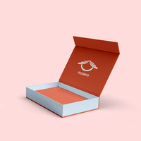 Boîte cadeau rigide magnétique de style livre blanc avec impression de texte de remerciement sur le couvercle intérieur pour bijoux