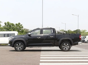 Camioncini Cinesi Interstellar L T70 <span class=keywords><strong>4x4</strong></span> <span class=keywords><strong>2023</strong></span> 2.0T Diesel Automatico con Sedili in Pelle e Guida a Sinistra - Product Image 4