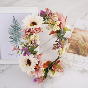 Fai da te corona <span class=keywords><strong>di</strong></span> <span class=keywords><strong>fiori</strong></span> corona fascia corona floreale <span class=keywords><strong>capelli</strong></span> ghirlanda copricapo con nastro festival festa <span class=keywords><strong>di</strong></span> nozze - Product Image 4