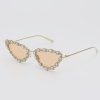 Lunettes de soleil personnalisées de luxe à monture triangulaire œil de chat incrustées de diamants, protection UV400, pour femmes