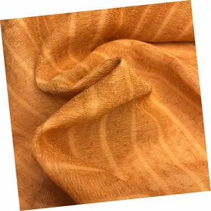 Yüksek kalite yeni moda altın ipek kenevir çizgili boyalı krep kumaş giysiler için 100% keten malzeme