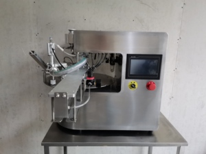Máquina de Tapado Automática de Escritorio Pequeña con Boquilla de Succión Integrada y Máquina de Empaquetado Manual de Escritorio - Product Image 2