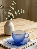 Bol et assiette en verre soufflé artisanal, bleu givré, art populaire fait main