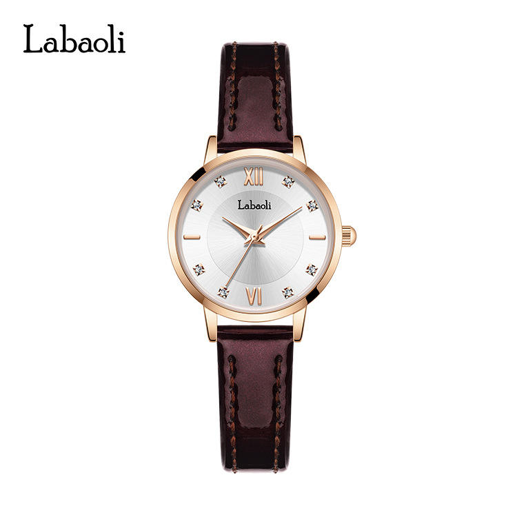 สีน้ำตาล