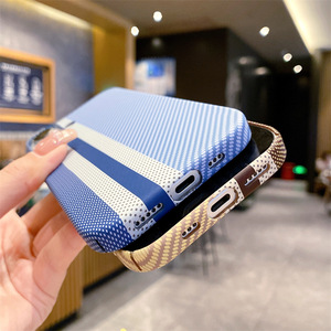 เคสโทรศัพท์ลายเส้นเฉียงสไตล์ใหม่สำหรับ <span class=keywords><strong>iPhone</strong></span> 16 15 Plus 14 17 <span class=keywords><strong>Pro</strong></span> <span class=keywords><strong>Max</strong></span> 12 <span class=keywords><strong>11</strong></span> <span class=keywords><strong>Pro</strong></span> ฝาหลังแบบเปลือก อุปกรณ์เสริมมือถือ - Product Image 4