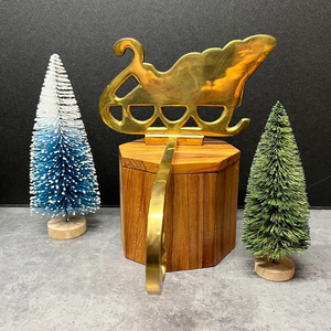 ที่ใส่ถุงน่องเลื่อนคริสต์มาส - Product Image 1