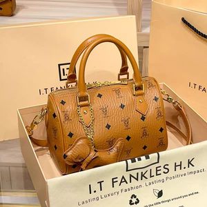 Sacs fourre-tout rétro de créateur pour femmes 2026 – Nouveaux sacs bandoulière élégants et polyvalents en cuir grande capacité pour femmes - Product Image 1