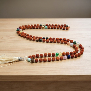 Collier de prière Mala en Rudraksha de haute qualité, 9 pierres précieuses, 108 nœuds, fait à la main, style bohème indien, collier de perles tiers - Product Image 1