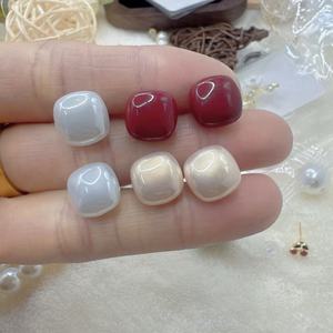 ต่างหูทรงลูกบาศก์น้ำตาลทรงเรขาคณิต 1 คู่สำหรับสวมใส่ทุกวัน - Product Image 1