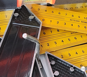 Righello a <span class=keywords><strong>L</strong></span> in Alluminio di Alta Qualità con Lunghezza Personalizzabile, Precisione di 0,01 mm, Disponibile in Vari Colori Arancione/Giallo - Product Image 3