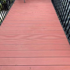 Planches de terrasse en bois-plastique écologiques Jardins et cours extérieures Anti-corrosion Longues bandes Imperméables et antidérapantes - Product Image 3