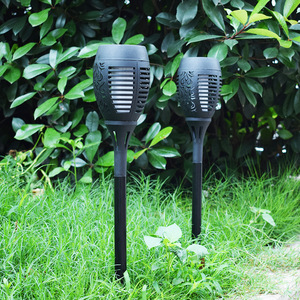 Luces solares para jardín con efecto de llama LED, luz de estaca para exteriores, resistente al agua, iluminación decorativa portátil para patio, camino o jardín. - Product Image 4