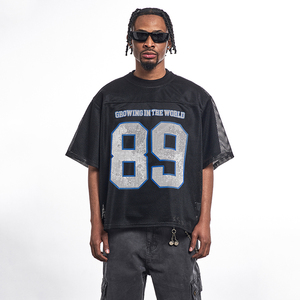 Maillot de football vintage américain rétro surdimensionné à épaules tombantes, style streetwear, personnalisé, luxe, avec impression graphique en sérigraphie sur tissu tricoté - Product Image 1
