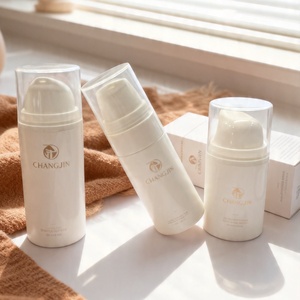 Bouteille de sérum minimaliste en <span class=keywords><strong>plastique</strong></span> 50ml 100ml vide, flacon cosmétique personnalisé avec pompe, emballage pour lotion - Product Image 3