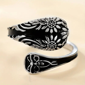 Anello Cocktail con Fiore H450, Placcato Argento Antico, in Acciaio Inossidabile, Regalo Unisex, Anelli alla Moda - Product Image 6