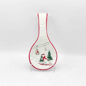 Piatto da portata natalizio in ceramica a 4 sezioni con orso polare, design con orso sciatore, sciarpa rossa, cappello e albero di Natale - Product Image 5