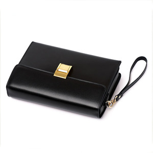 Borsa a busta da uomo all'ingrosso OEM ODM, con chiusura a patta, lucchetto quadrato in metallo e cinturino da polso, borsa a mano da ufficio per gentiluomini - Product Image 4