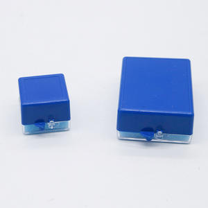 Boîte de rangement dentaire en plastique de petite taille, produite en interne, pour implants et prothèses dentaires, boîte de soins dentaires portable avec éponge - Product Image 1