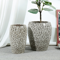 Collection de pots de fleurs en céramique haute qualité, fabriqués directement en usine, modernes et mouchetés, pour commandes en gros et projets de luxe