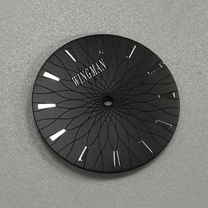 OEM/ODM Noir Mat Même Texture montre cadran faisant partie Argent Indice Ajustement 7S25 <span class=keywords><strong>7S26</strong></span> NH35 <span class=keywords><strong>NH36</strong></span> Mouvement marque Votre Propre Logo - Product Image 1