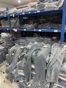 โรงงานใหม่ขายส่งเสื้อผ้าสต็อกราคาถูกที่สุด เสื้อผ้า<span class=keywords><strong>มือ</strong></span><span class=keywords><strong>สอง</strong></span> เสื้อท็อป เสื้อยืดแฟชั่น <span class=keywords><strong>กางเกง</strong></span> ตามใจชอบ - Product Image 3