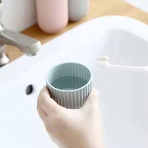 Portable Two-piece Minimalist <b>Toothbrush</b> Dispenser Case Travel Wash Cup Set Sustainable Plastic Dustproof <b>Toothbrush</b> <b>Holder</b> - Product Image 3