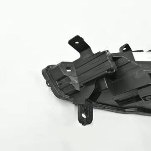 สำหรับ GWM Wingle 7 โคมไฟหน้าคุณภาพสูงจากโรงงาน Fengjun โคมไฟหน้าพลาสติกแบบตรง  ฐานโคมไฟหน้า - Product Image 4