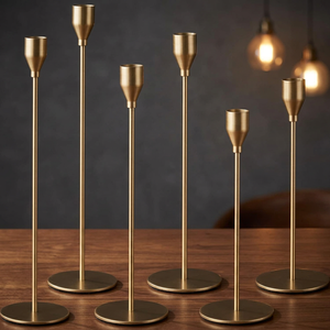 Candelabro de Metal Dorado de Lujo, Centro de Mesa Decorativo, Elegante Portavelas para Sala de Estar, Dormitorio, Comedor - Product Image 6
