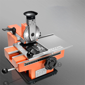 Tấm Máy in kim loại máy dập nổi số lượng và thư đánh dấu thép không gỉ Pet <span class=keywords><strong>Dot</strong></span> tag in tem máy dập nổi - Product Image 2