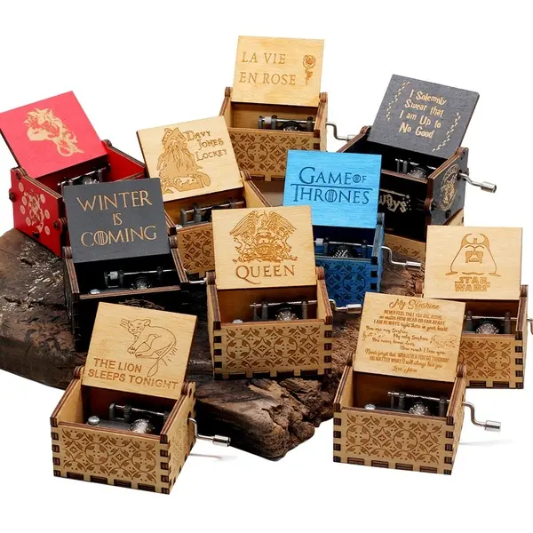 Boîte à musique en bois personnalisée à manivelle logo personnalisé ornements de noël boîte à musique en bois vintage gravée au laser